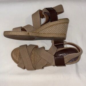 Lucky Brand Tan Canvas and Brown Leather Wedge Sandals